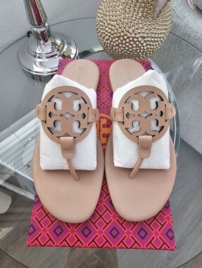 Tory Burch Miller Calf  Leather Logo Thong Sandals in Light Sand.